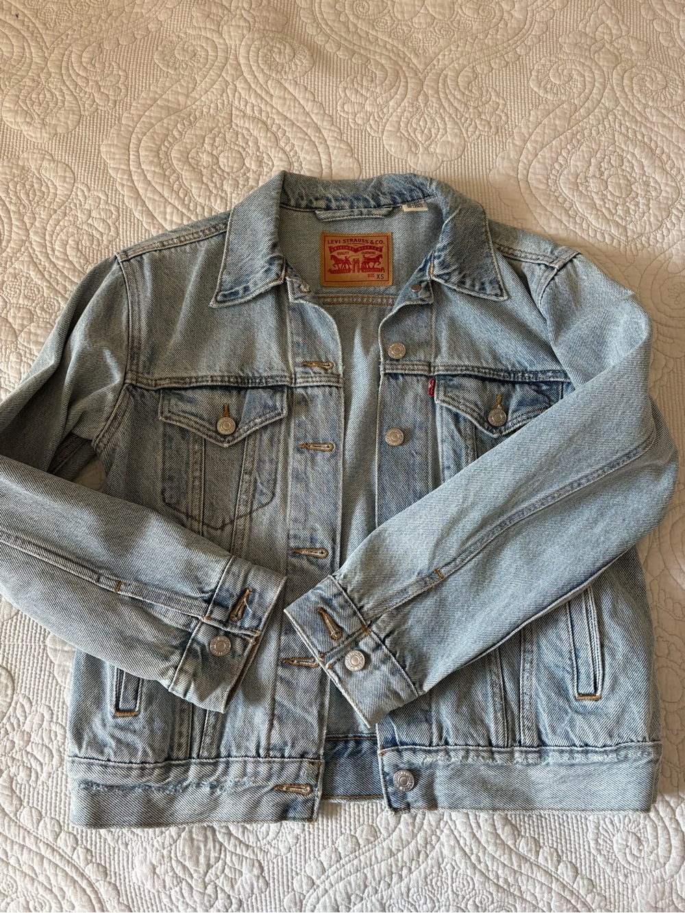 Levi’s Original Trucker Denim Jacket Light Wash Women’s XS